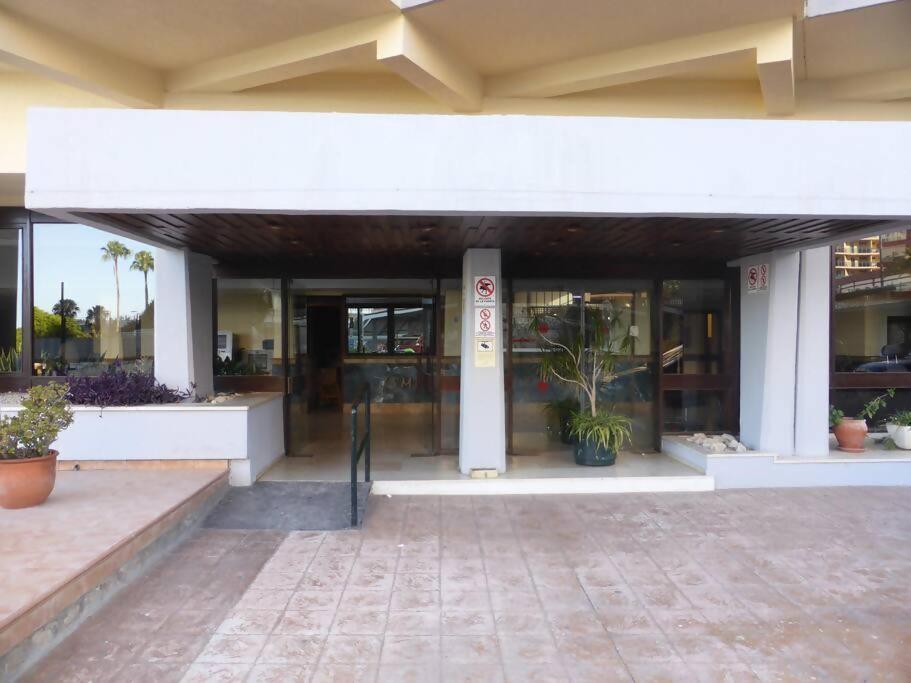 Estudio Nefeli Primera Linea Playa Amazing Views بينالماذينا المظهر الخارجي الصورة