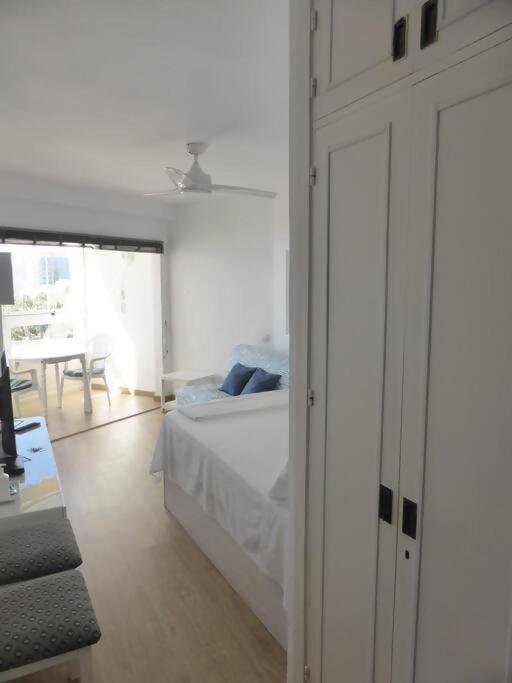 Estudio Nefeli Primera Linea Playa Amazing Views بينالماذينا المظهر الخارجي الصورة